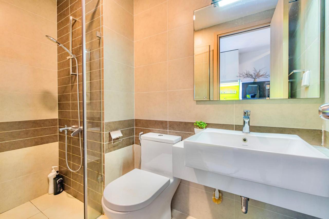 Tripletrees Apartment At Saigon Central - Rivergate Residence District 4 Ho Chi Minh-staden Exteriör bild