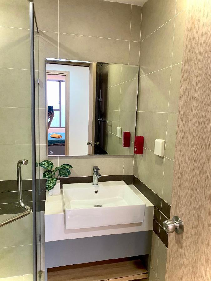 Tripletrees Apartment At Saigon Central - Rivergate Residence District 4 Ho Chi Minh-staden Exteriör bild