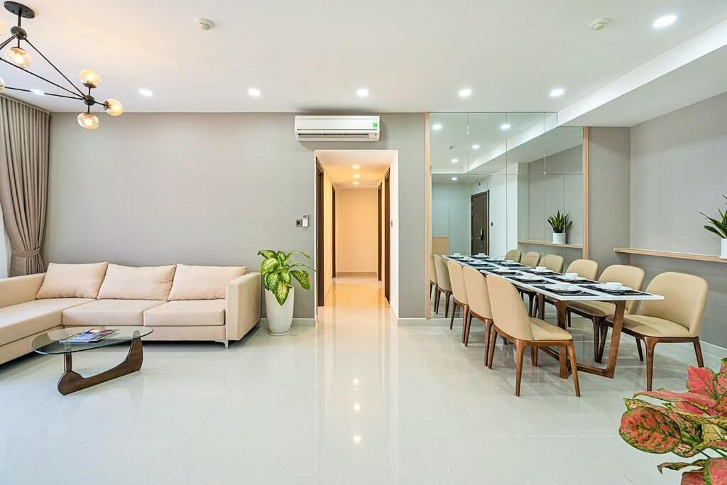 Tripletrees Apartment At Saigon Central - Rivergate Residence District 4 Ho Chi Minh-staden Exteriör bild